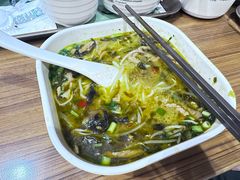 -魏家凉皮(郭杜十字店)