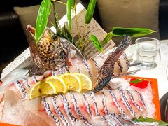 -领鲜天下·焗海鲜·花胶鸡(天目里店)