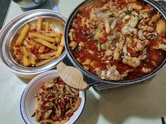 -昱龙大盆牛蛙馆(三兴街总店)