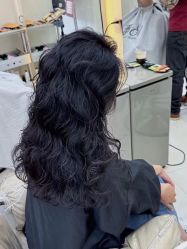 -十六番发型师事务所