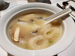 荣记花胶黄鱼羹-荣轩(新荣记环球金融中心店)