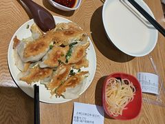 -三好食堂(煎饺·馄饨·肉饼米线·盛世广场店)