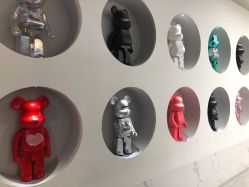 -PE SALON