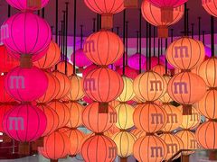 -m豆巧克力世界(上海世茂广场店)