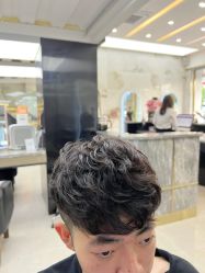 -苏奇发型·烫发染发