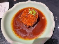 鸭黄狮子头-梅飞酒家(桑园路店)