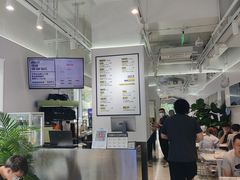 -TRIPS BURGER(大钟寺店)