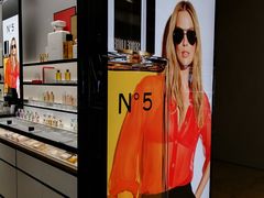 -Chanel(德基广场店)