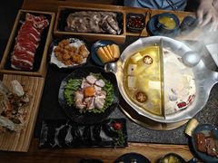 -湊湊火锅·茶憩(东城万达店)