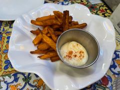 -LESCEDARS Brasserie Bistro香柏树