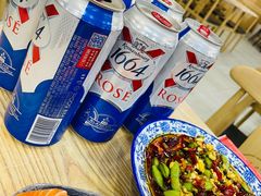 -江城燕子大排档(江汉路步行街店)