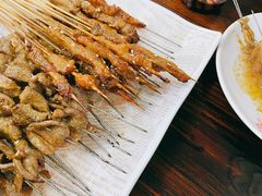 -亮亮烧烤(积玉桥总店)