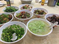 -红色湘菜馆(春风店)