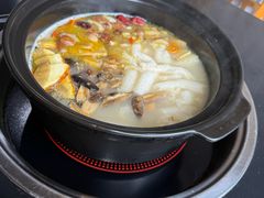 -野菌皇海景野生菌火锅(滨海大道店)