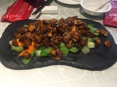 -湖庭壹品鸭王·传统北京烤鸭·别墅私房菜·庭院宵夜(江宁店)