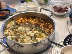 -德林酸菜鱼火锅(南丹店)