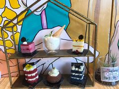 豪华甜品台-ZING COFFEE 镜咖啡