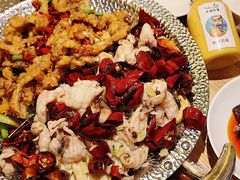 -小鱼小牛·鱼牛干锅·脆鱼火锅(世欧广场店)