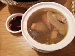 -顺风汤馆·广府粤菜(江宸天街店)