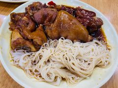 猪蹄面-贤花饭店(城阳店)