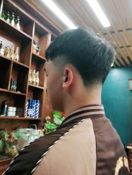 -巴伯尔男士理发馆