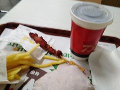 -华莱士·全鸡汉堡(五爱道店)