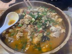 鱼籽鱼泡火锅-湘聚南县土菜馆(龙山二路店)