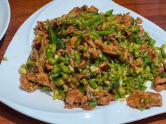 怪味牛柳-恩宏德餐馆(平山道店)