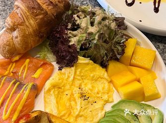 「堂口TONG BISTRO」 它的门口不是很明显