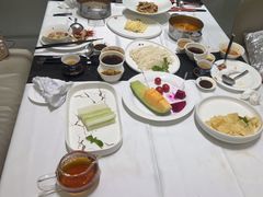 -红鼎豆捞·非遗鲍皇汤火锅(宝丰路店)