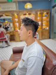 -贝勒爷专业男发