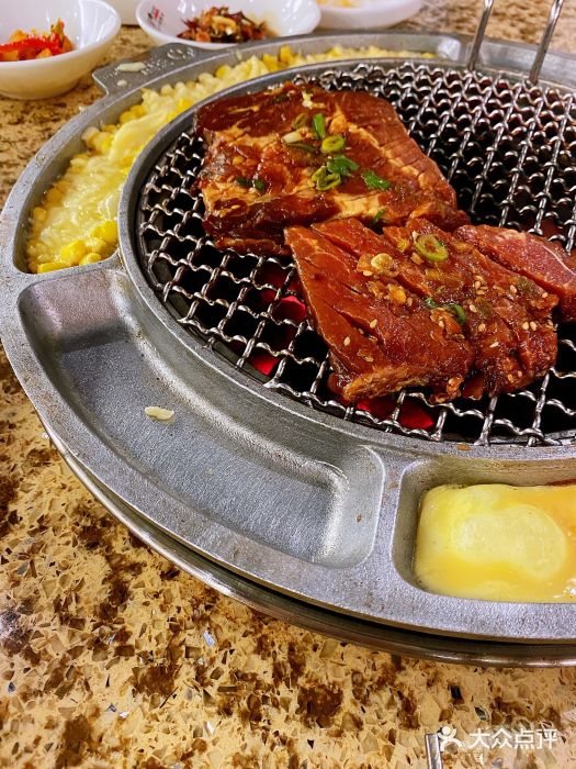 東門韩国传统烤肉·韩国料理(银座直营店)调味猪排肉图片