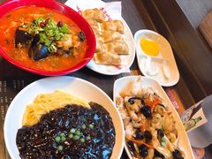 炸酱面-香港饭店0410(明洞店)