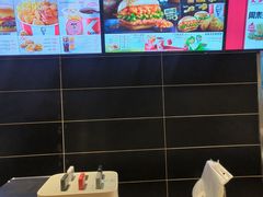 -肯德基(洛川店)