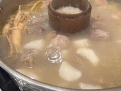 -朴小妹人参鸡汤火锅(长白山万达店)