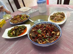 -洪霞餐馆