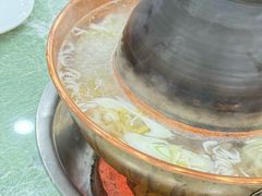 -楼外楼大刀肉传统火锅(西安大路店)