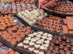 -Laderach 莱德拉(上海环贸iapm店)