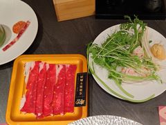 -牛YO寿喜烧·铁板烧和牛火锅自助(市府恒隆店)