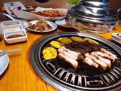 厚切五花肉-唯成•韩国炭火烤肉 유성고기