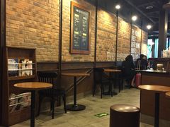 大堂-星巴克(北京南站第三店)