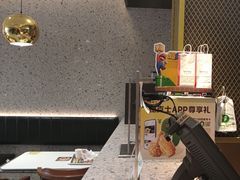 -德克士(亚中商城店)