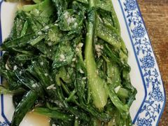 -老钟家烤羊排·敦伊阁清真餐厅胡羊焖饼