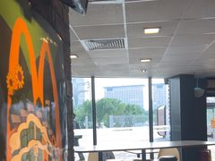 -麦当劳(国家体育场南路店)