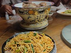 -蒙亨·手把肉·蒙古包文化主题餐厅(乌兰察布天恒广场店)