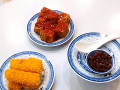 港殿炸豆腐-港殿牛奶甜品世家