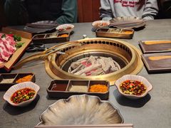 -铭牛烧肉·和牛海鲜自助(高新月牙湖店)