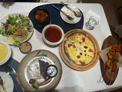 -圣彼得堡观江俄餐厅(中央大街黑金冠店)