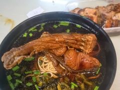 -小龙大肉面馆