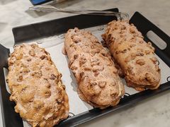 -HOT CRUSH趁热集合·现烤面包(上海环球港店)